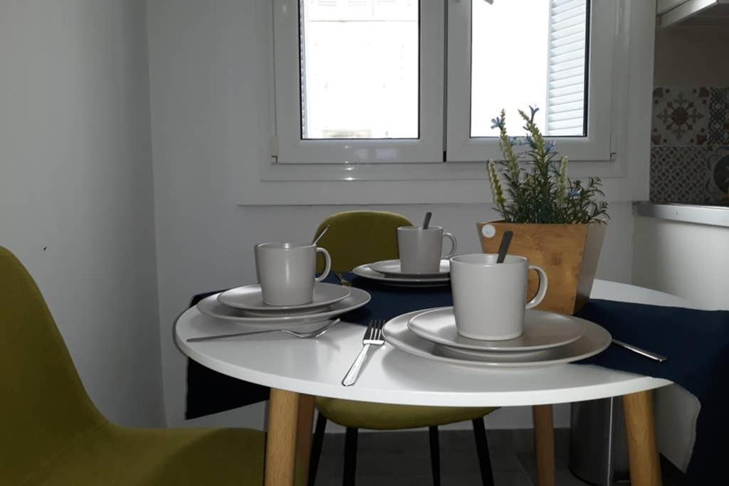 Cozy Apartment For 4 In Kolonaki, Lycabettus Ateny Zewnętrze zdjęcie